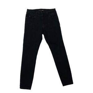 Tahari Black Jeans Sz 6 / 28 Skinny Style
